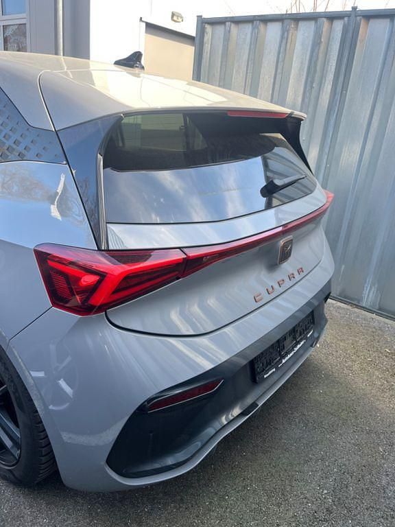 Gebraucht Cupra Born 150 kW (204 PS) 2024 Grau Kleinwagen