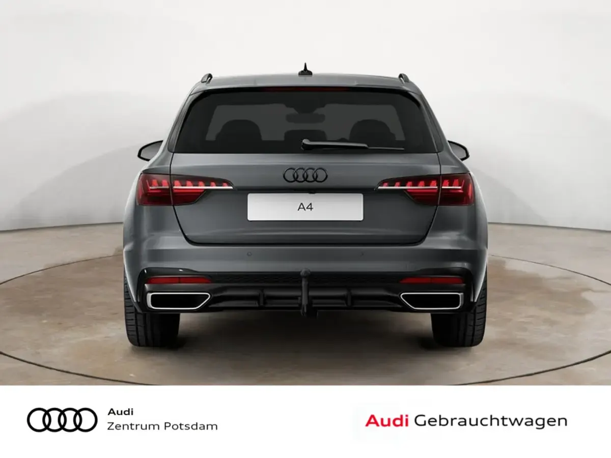 Gebraucht Audi A4 S-Line 204 PS (150 kW) 2023 Grau Kombi