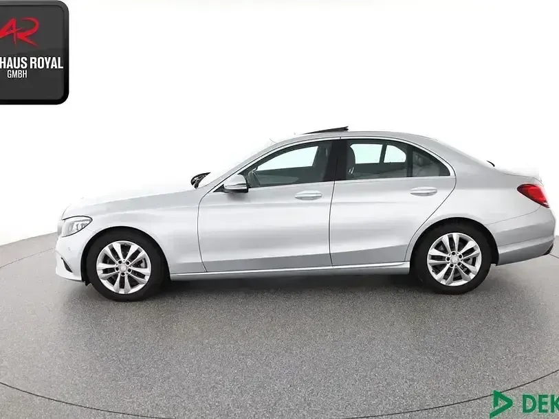 Gebraucht Mercedes C220 Avantgarde 194 PS (142 kW) 2019 Iridiumsilber Limousine