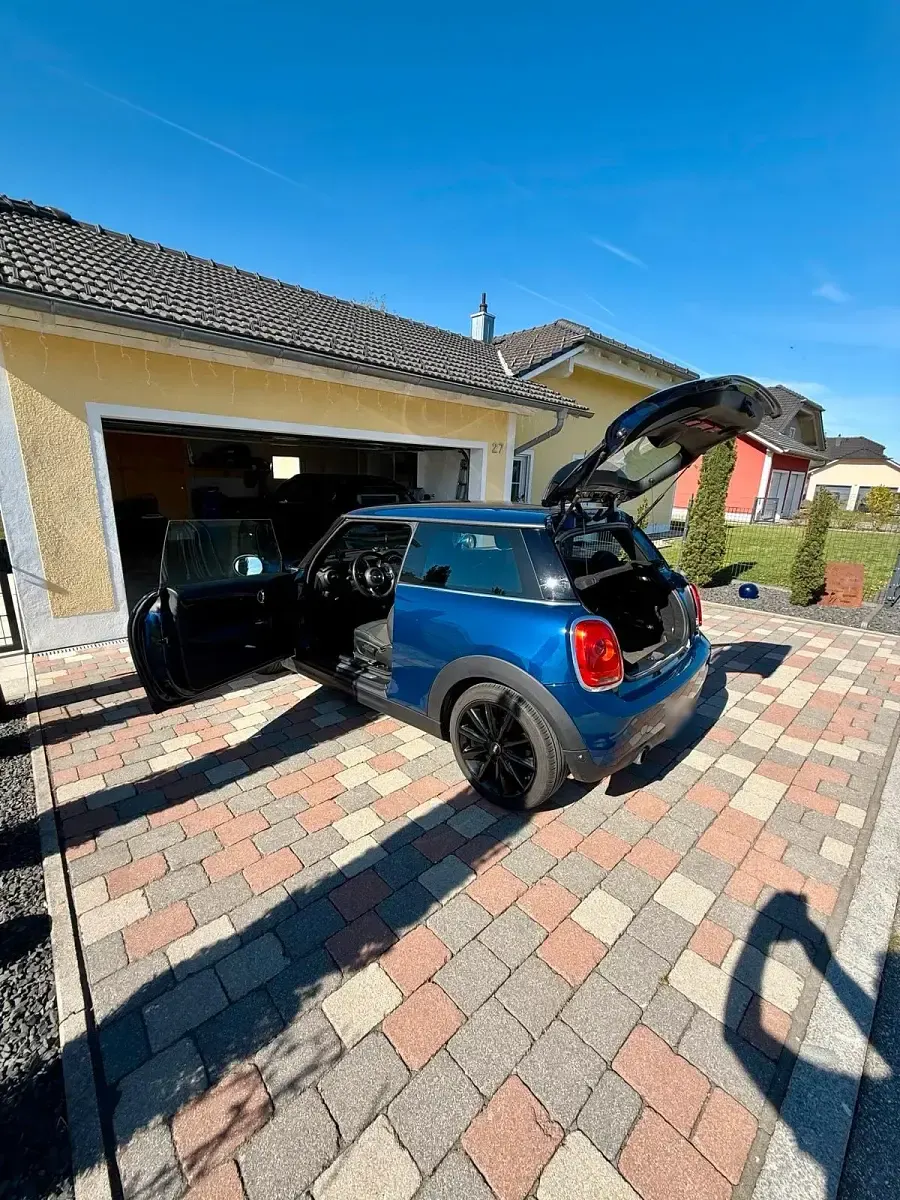 Occasion Mini Cooper 102 PK (75 kW) 2018 Blauw Hatchback