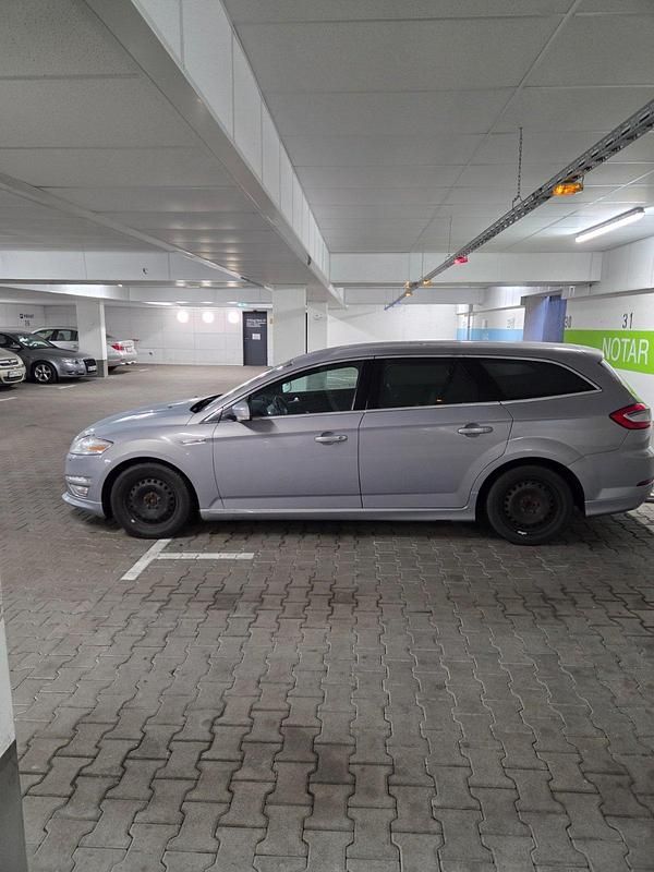 Gebraucht Ford Mondeo Titanium 239 PS (175 kW) 2010 Grau Kombi