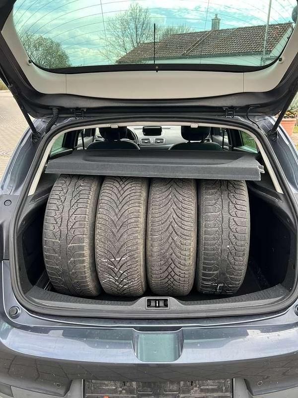 Gebraucht Renault Mégane III LIMITED 116 PS (85 kW) 2015 Titangrau Kleinwagen