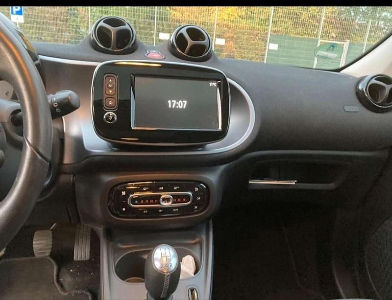 Gebraucht Smart ForFour Passion 90 PS (66 kW) 2017 Kleinwagen