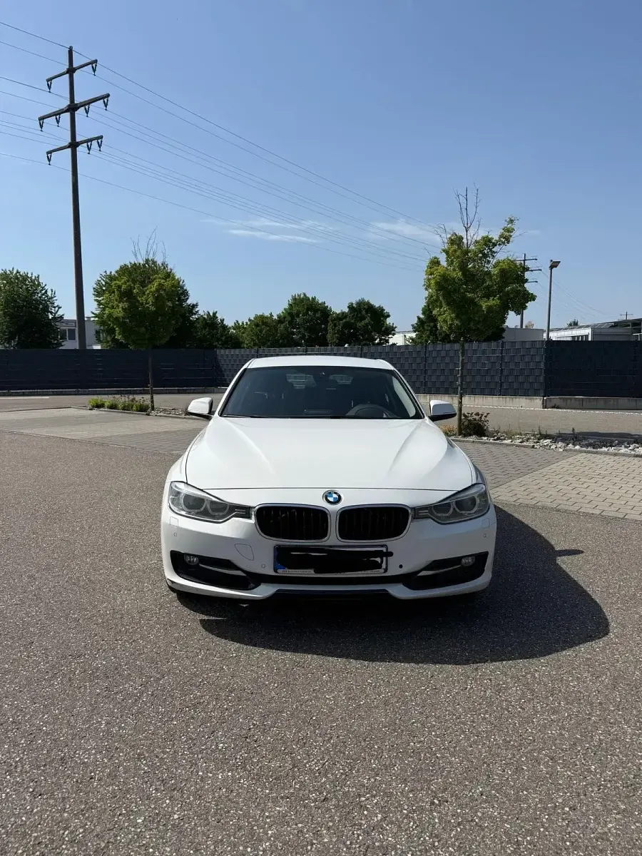 Gebraucht BMW 325 218 PS (160 kW) 2014 Weiß Kombi