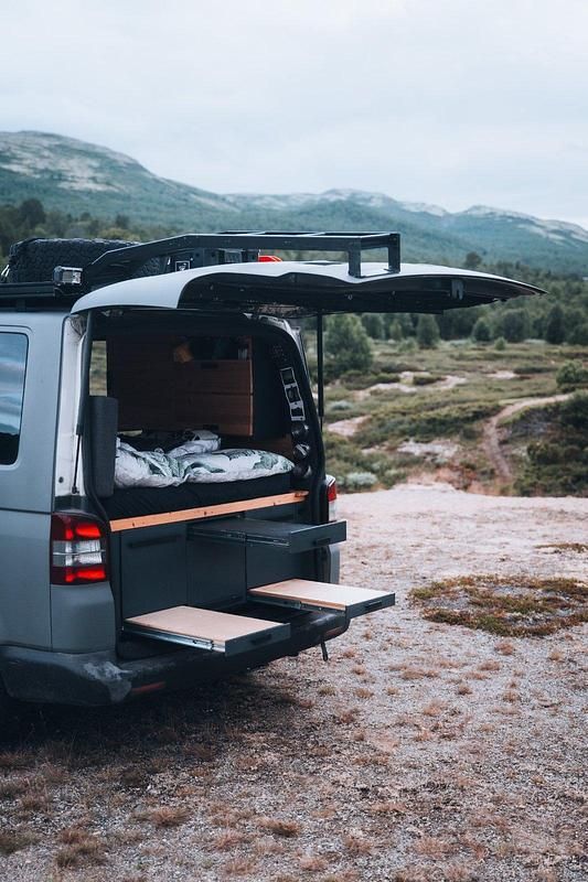 Usata VW Transporter 86 CV (63 kW) 2004 Grigio Furgone