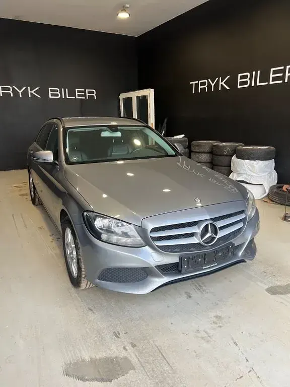 Gebraucht Mercedes C220 170 PS (125 kW) 2016 Silber Kombi