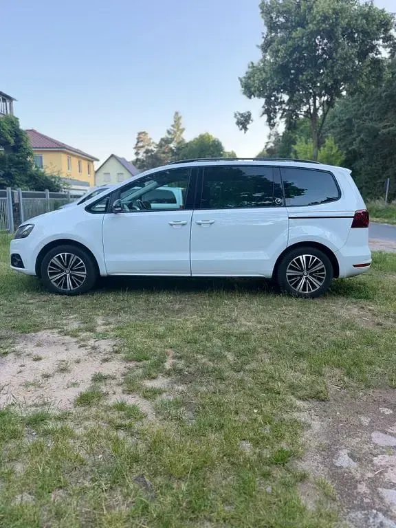 Gebraucht Seat Alhambra 20th Anniversary 150 PS (110 kW) 2017 Weiß Van / Kleinbus