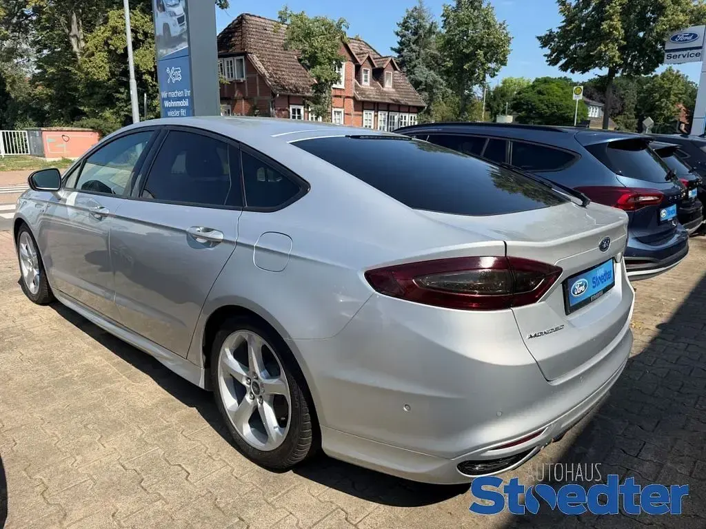 Gebraucht Ford Mondeo ST-Line 165 PS (121 kW) 2018 Silber Limousine