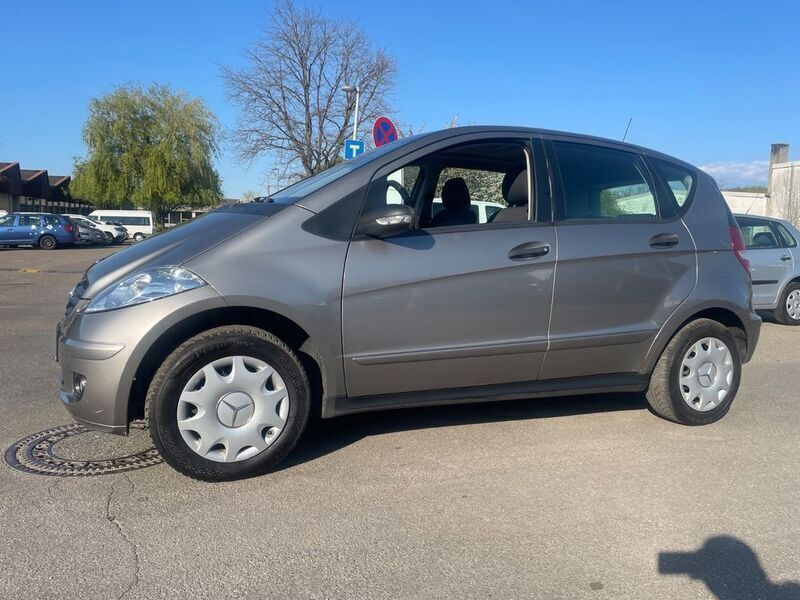 Gebraucht Mercedes A150 95 PS (69 kW) 2005 Grey metallic Van / Kleinbus