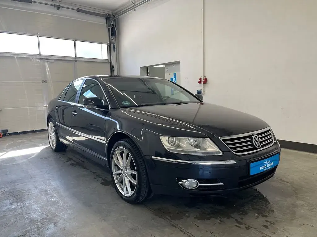 Gebraucht VW Phaeton 239 PS (175 kW) 2009 Mazeppa grey metallic Limousine