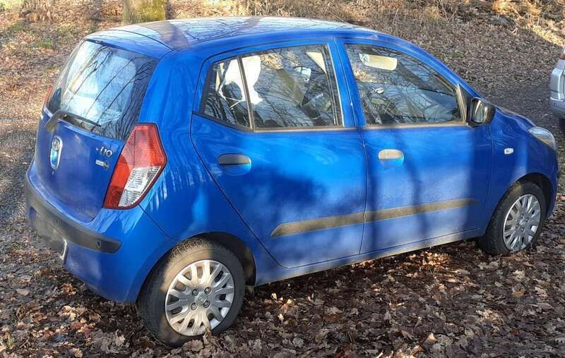 Blau Gebraucht 2010 Hyundai i10 Edition+ Kleinwagen | 1.950 € (Fairer Preis) - Bild 1/4