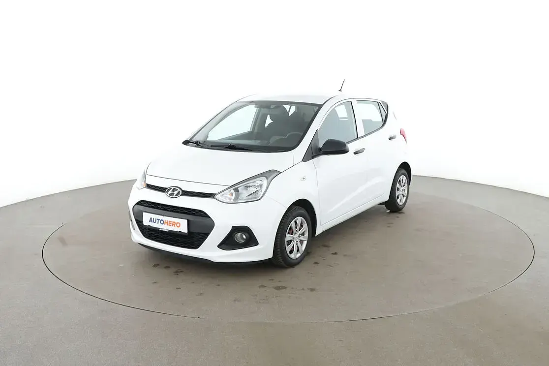 Gebraucht Hyundai i10 Basis 67 PS (49 kW) 2015 Kleinwagen