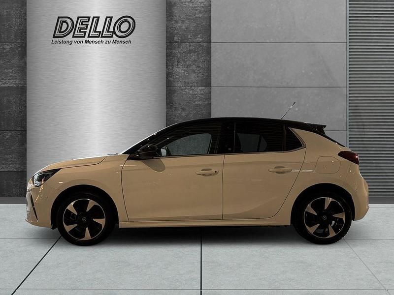 Gebraucht Opel Corsa-e Elegance 100 kW (136 PS) 2022 Jade weiss/arktis weiss Kleinwagen