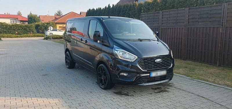 Gebraucht Ford Transit Custom 131 PS (96 kW) 2018 Schwarz Van / Kleinbus