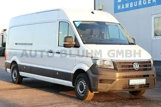Gebraucht VW Crafter 177 PS (130 kW) 2022 Candyweiß Van