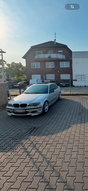 Gebraucht BMW 320 170 PS (125 kW) 2003 Silber Coupé