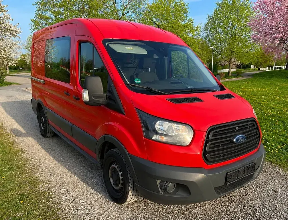 Używany Ford Transit 131 KM (96 kW) 2017 Czerwony Minivan