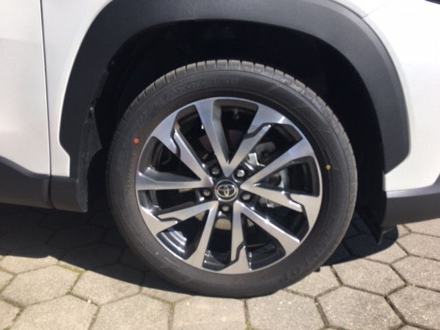 Gebraucht Toyota Corolla Cross Team 197 PS (144 kW) 2024 Platinum white pearl mc. SUV