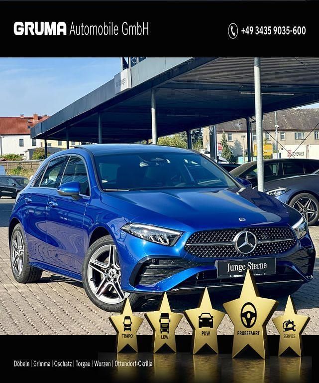Blau Gebraucht 2023 Mercedes A250 AMG Premium Limousine | 38.730 € (Fairer Preis) - Bild 1/4