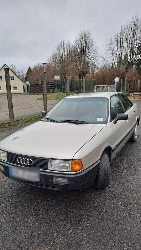 Gebraucht Audi 80 90 PS (66 kW) 1986 Silber Limousine
