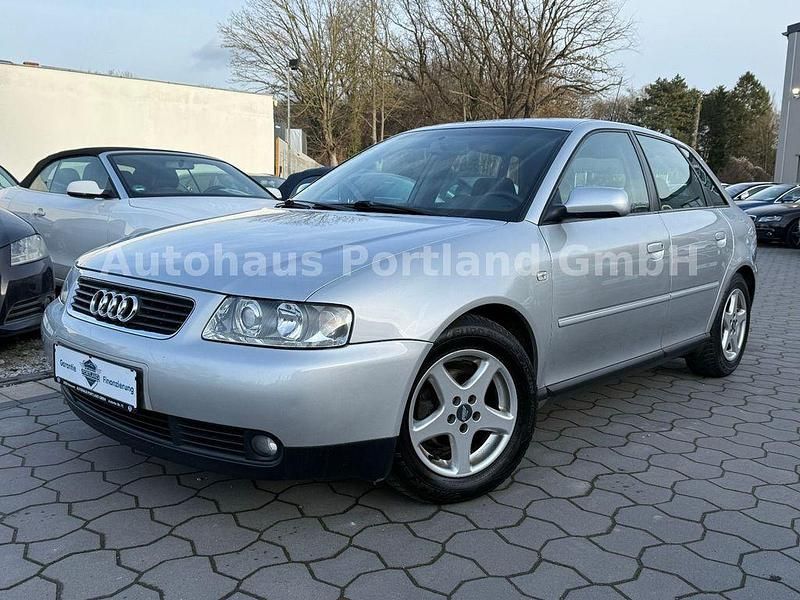 Gebraucht Audi A3 Attraction 102 PS (75 kW) 2003 Silber Limousine