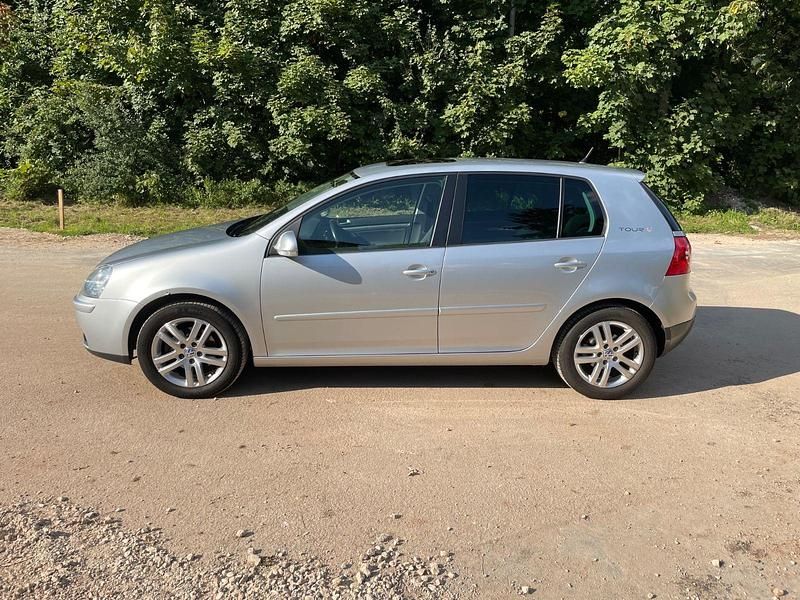 Gebraucht VW Golf V 80 PS (58 kW) 2007 Silber Limousine