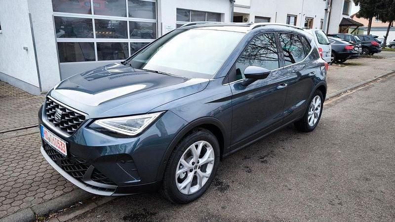 Grau Neu 2025 Seat Arona FR SUV | 25.440 € (Fairer Preis) - Bild 1/4