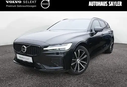 Gebraucht Volvo V60 Ultra 455 PS (334 kW) 2022 Schwarz / black solid stone Kombi