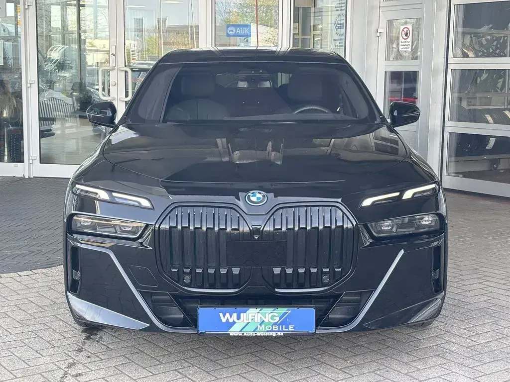 Gebraucht BMW i7 M Sport 400 kW (544 PS) 2024 Schwarz Limousine