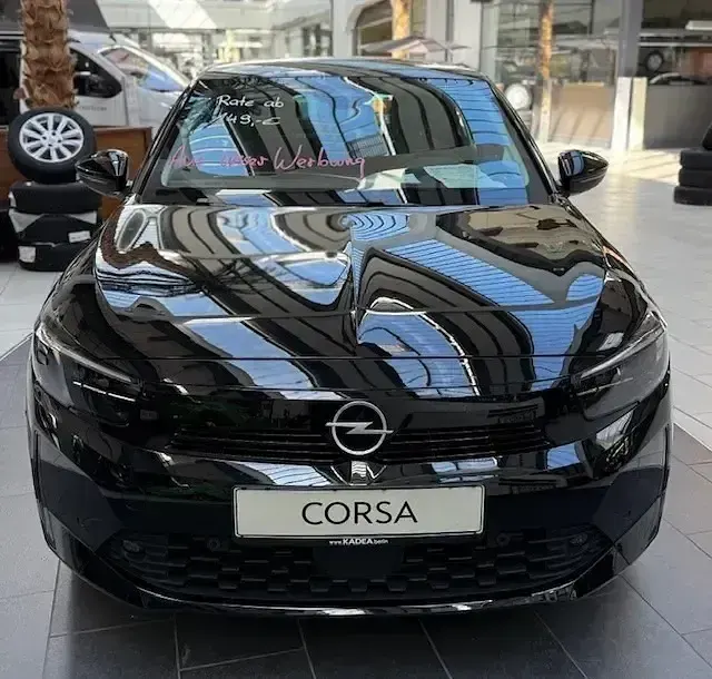 Neu Opel Corsa 101 PS (74 kW) 2025 Lackierung schwarz perla nera/ Kleinwagen