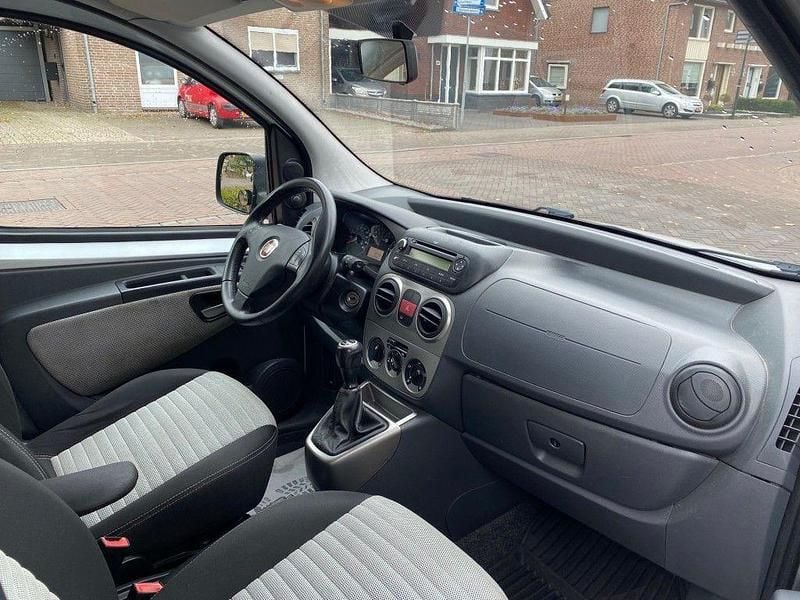 Gebraucht Fiat Qubo Dynamic 73 PS (53 kW) 2011 Grau Van / Kleinbus