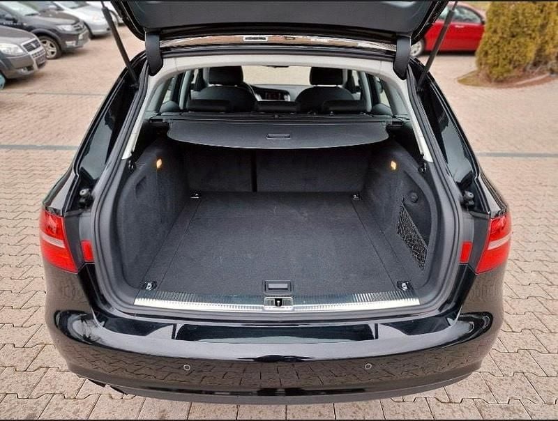 Second-hand Audi A4 Basis 120 CP (88 kW) 2013 Negru Break