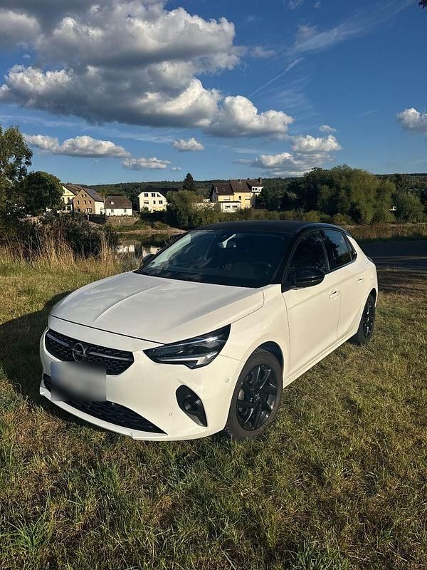 Weiß Gebraucht 2020 Opel Corsa Kleinwagen | 9.000 € (Guter Preis) - Bild 1/4
