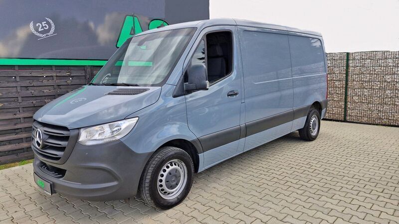 Blau Gebraucht 2020 Mercedes Sprinter Van | 24.490 € (Superpreis) - Bild 1/4