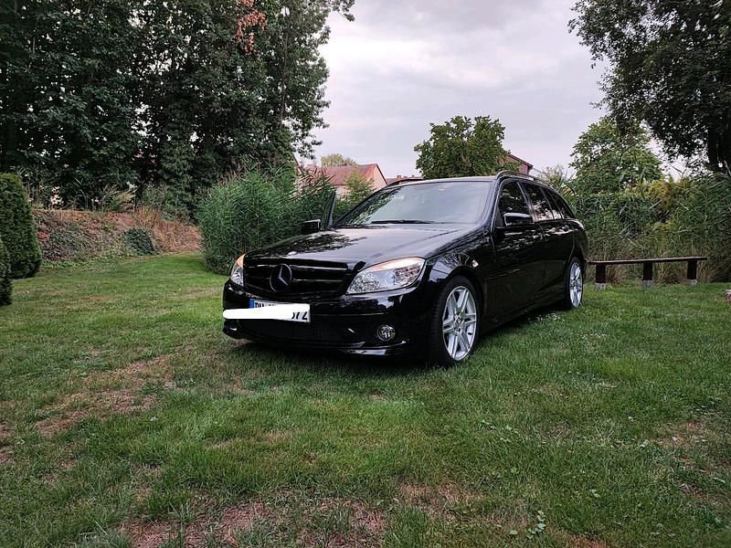 Schwarz Gebraucht 2009 Mercedes 190 AMG Limousine | 10.250 € - Bild 1/4