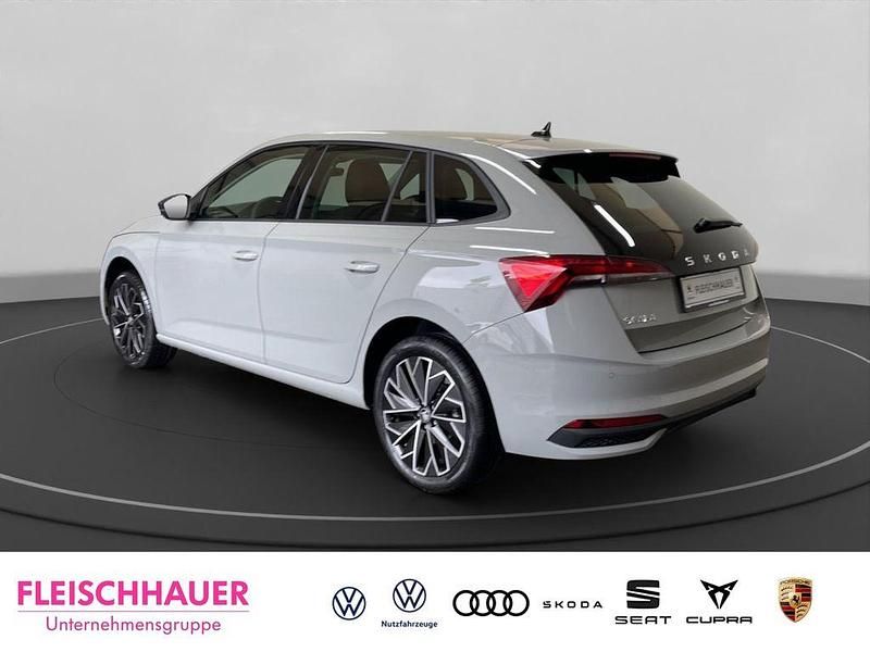 Neu Skoda Scala 150 PS (110 kW) 2026 Grau Kleinwagen