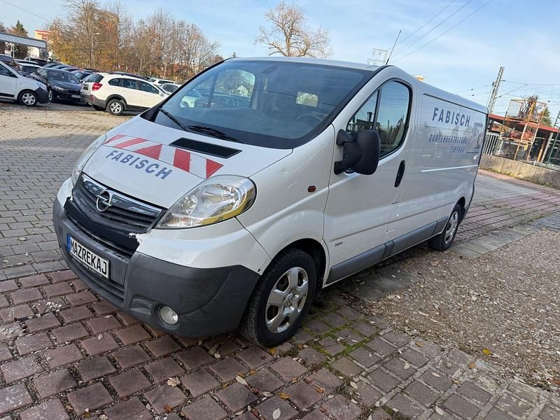 Gebraucht Opel Vivaro 116 PS (85 kW) 2013 Weiß Van / Kleinbus
