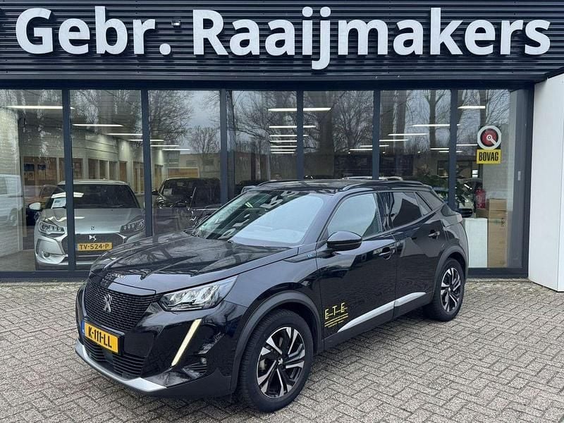 Gebraucht Peugeot e-2008 Allure 100 kW (136 PS) 2020 Schwarz SUV