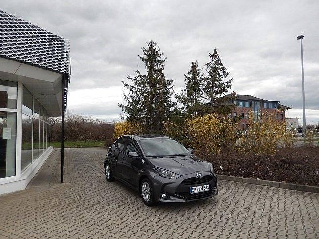 Gebraucht Mazda 2 116 PS (85 kW) 2023 Lead grey Kleinwagen