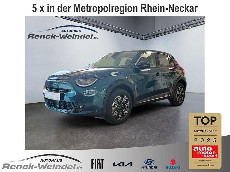 Blau Neu 2025 Fiat 600 Limousine | 27.989 € (Etwas zu teuer) - Bild 1/4