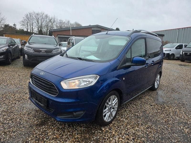 Gebraucht Ford Tourneo Courier Titanium 101 PS (74 kW) 2014 Blau Van / Kleinbus