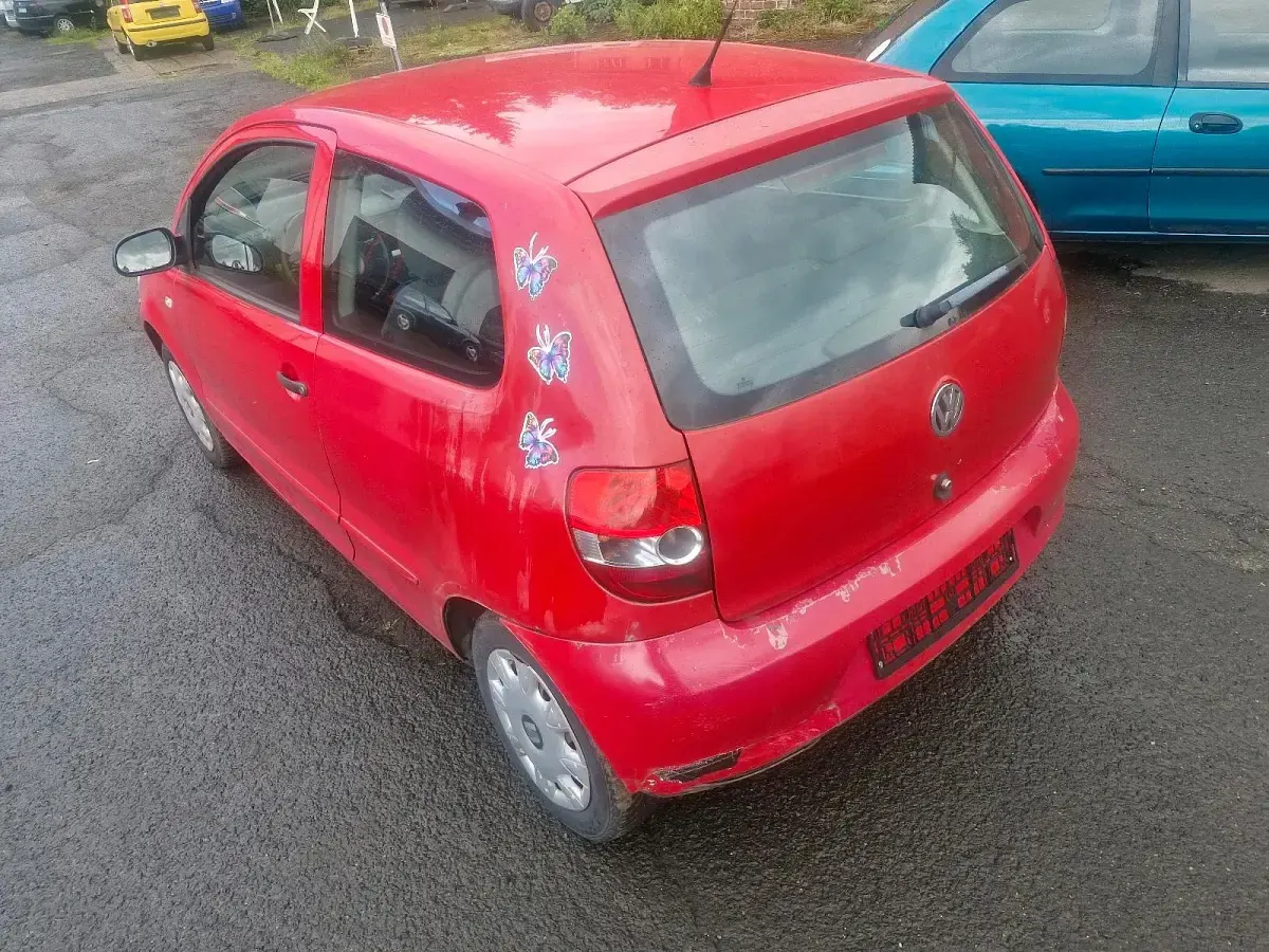 Gebraucht VW Fox 55 PS (40 kW) 2010 Rot Kleinwagen