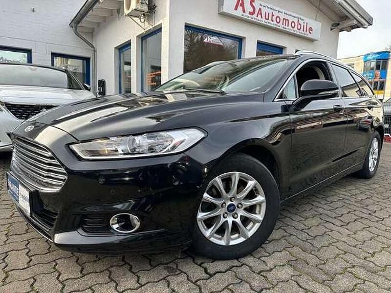 Pantherschwarz metallic Gebraucht 2015 Ford Mondeo Titanium Kombi | 8.949 € (Superpreis) - Bild 1/4