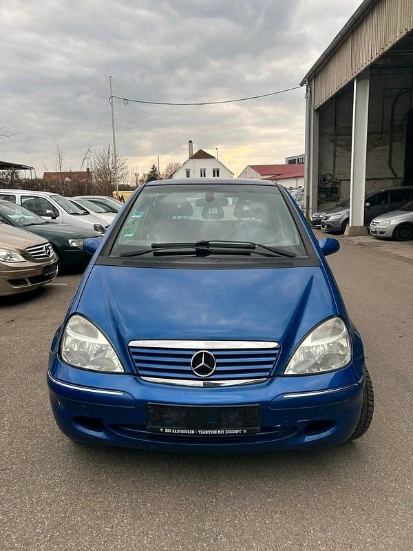 Gebraucht Mercedes A140 82 PS (60 kW) 2001 Blau Kleinwagen
