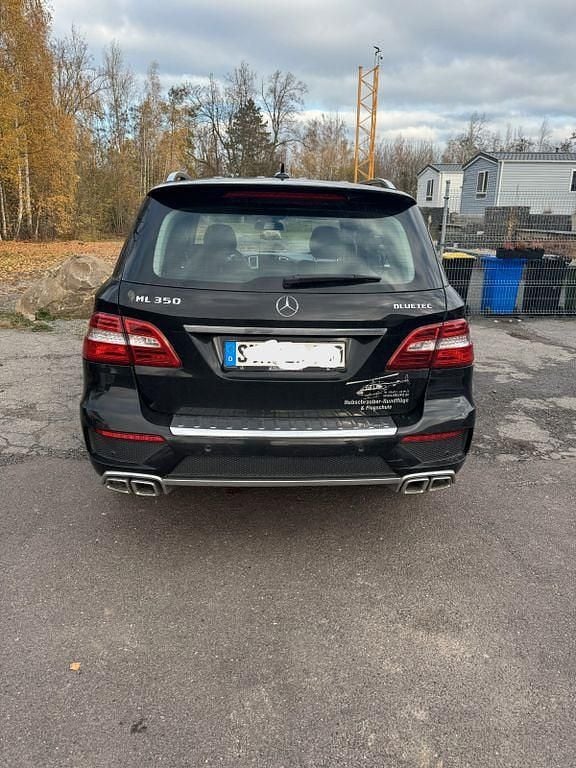 Gebraucht Mercedes ML350 258 PS (189 kW) 2015 Schwarz SUV