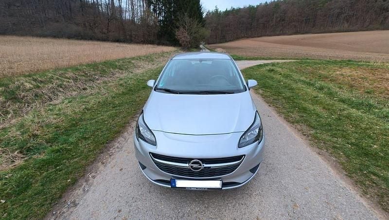Gebraucht Opel Corsa Edition 69 PS (50 kW) 2016 Silber Kleinwagen