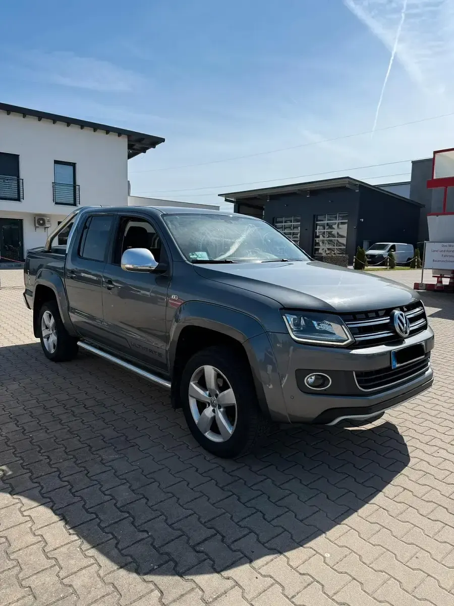 Gebraucht VW Amarok Ultimate 179 PS (131 kW) 2015 Grau Pickup