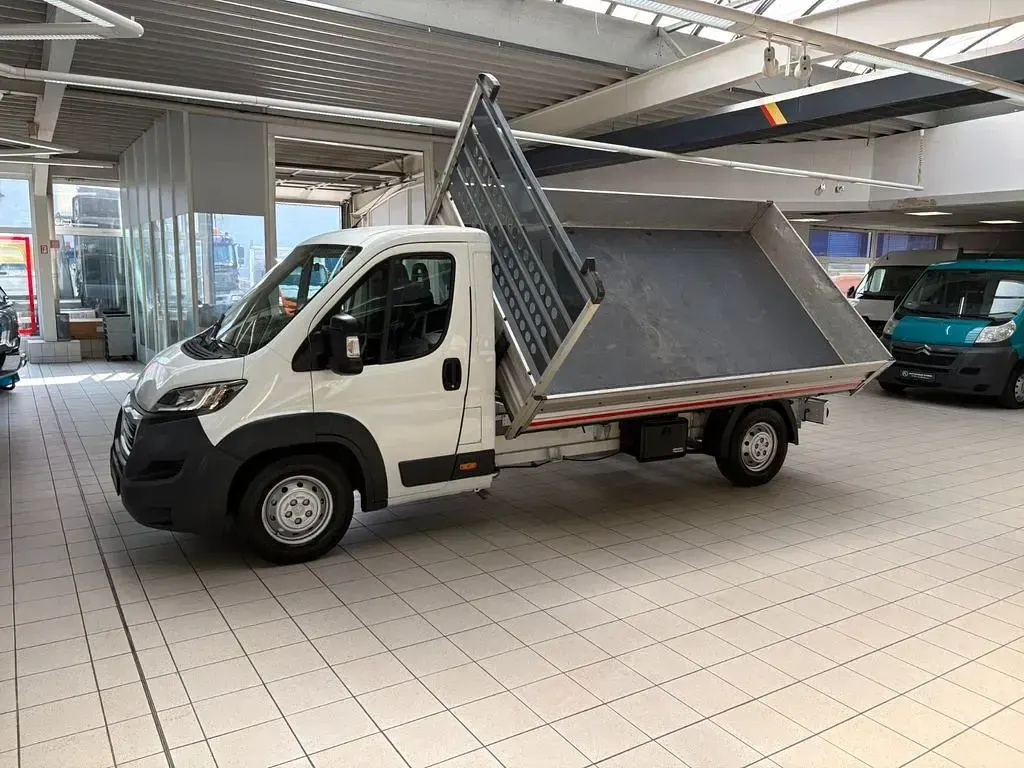 Gebraucht Peugeot Boxer 131 PS (96 kW) 2017 Weiß Van