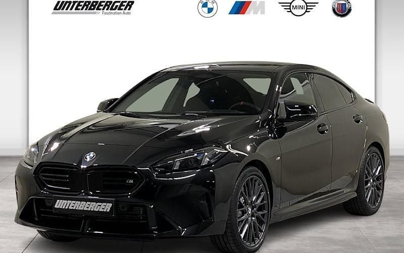Schwarz Neu 2025 BMW M235 Shadowline Coupé | 58.990 € (Fairer Preis) - Bild 1/4