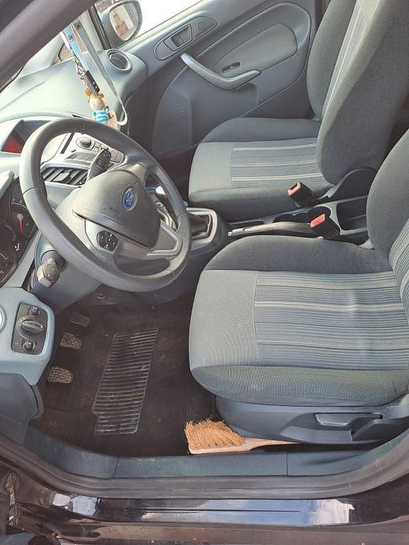 Gebraucht Ford Fiesta 60 PS (44 kW) 2009 Schwarz Kleinwagen